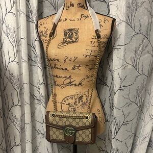 New Fashion Inspired Item (BAG)